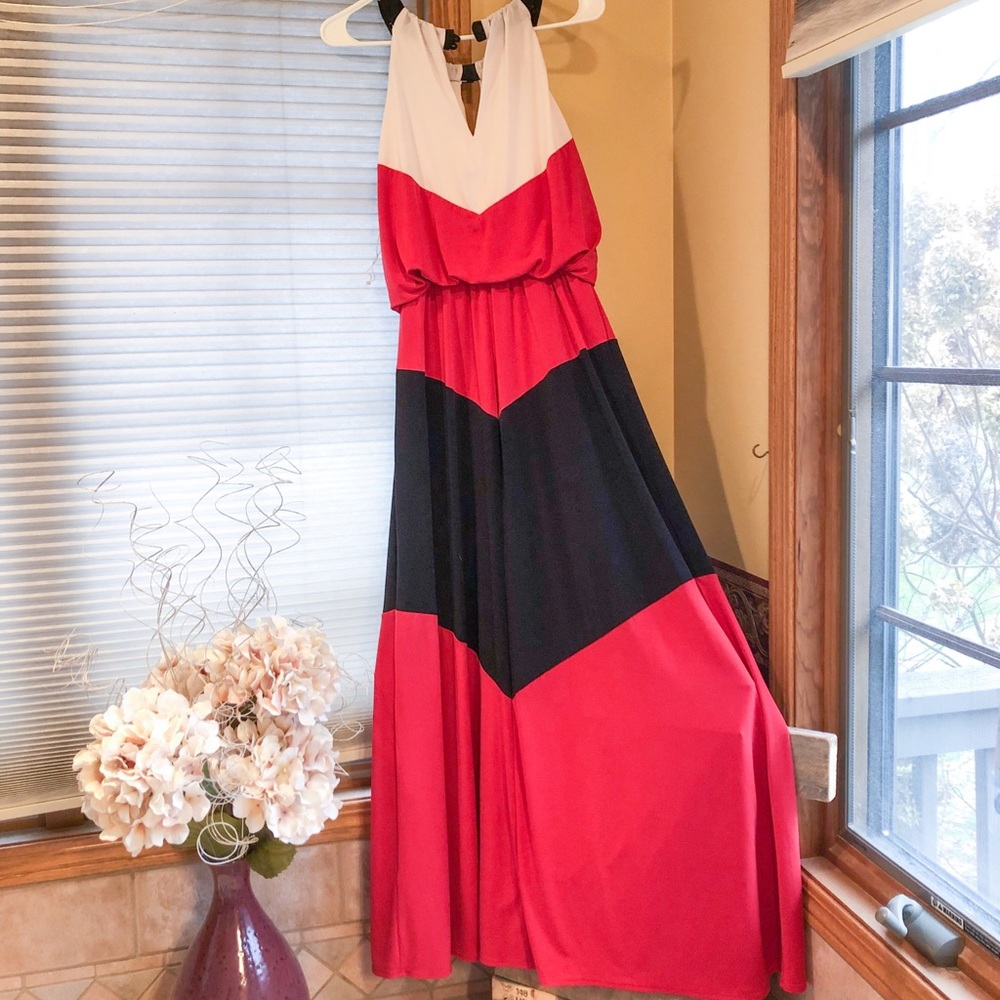 London Times Halter Maxi-Size 8